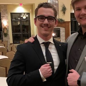 Meet your Posher, Joshua